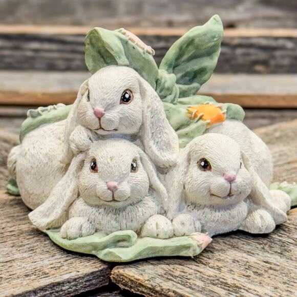 1993 Vintage Bundle of Love, The Patchville Bunnies Collection- Reg # DA-236 - Picture 10 of 10